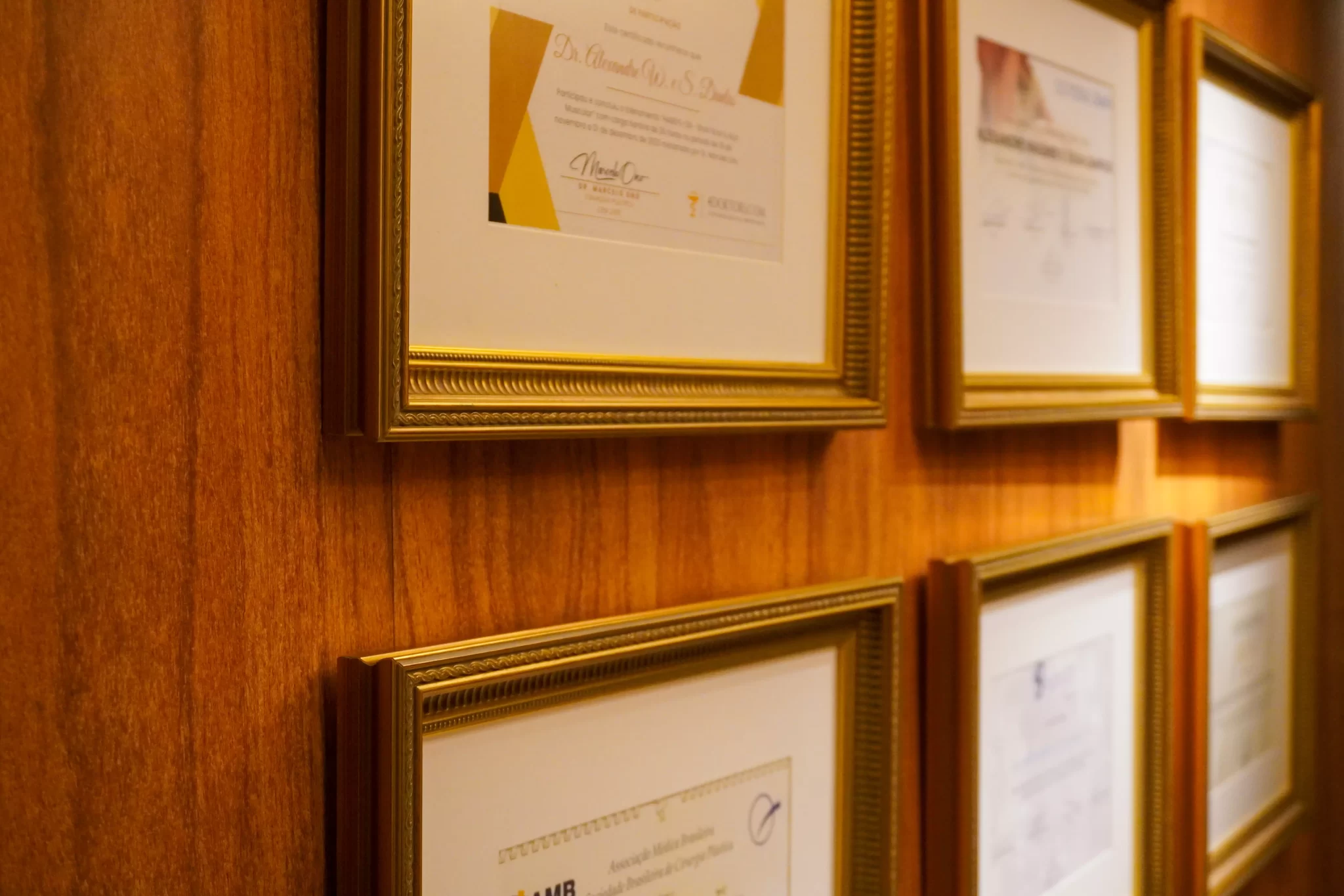 AnyConv.com__CLINICA#004